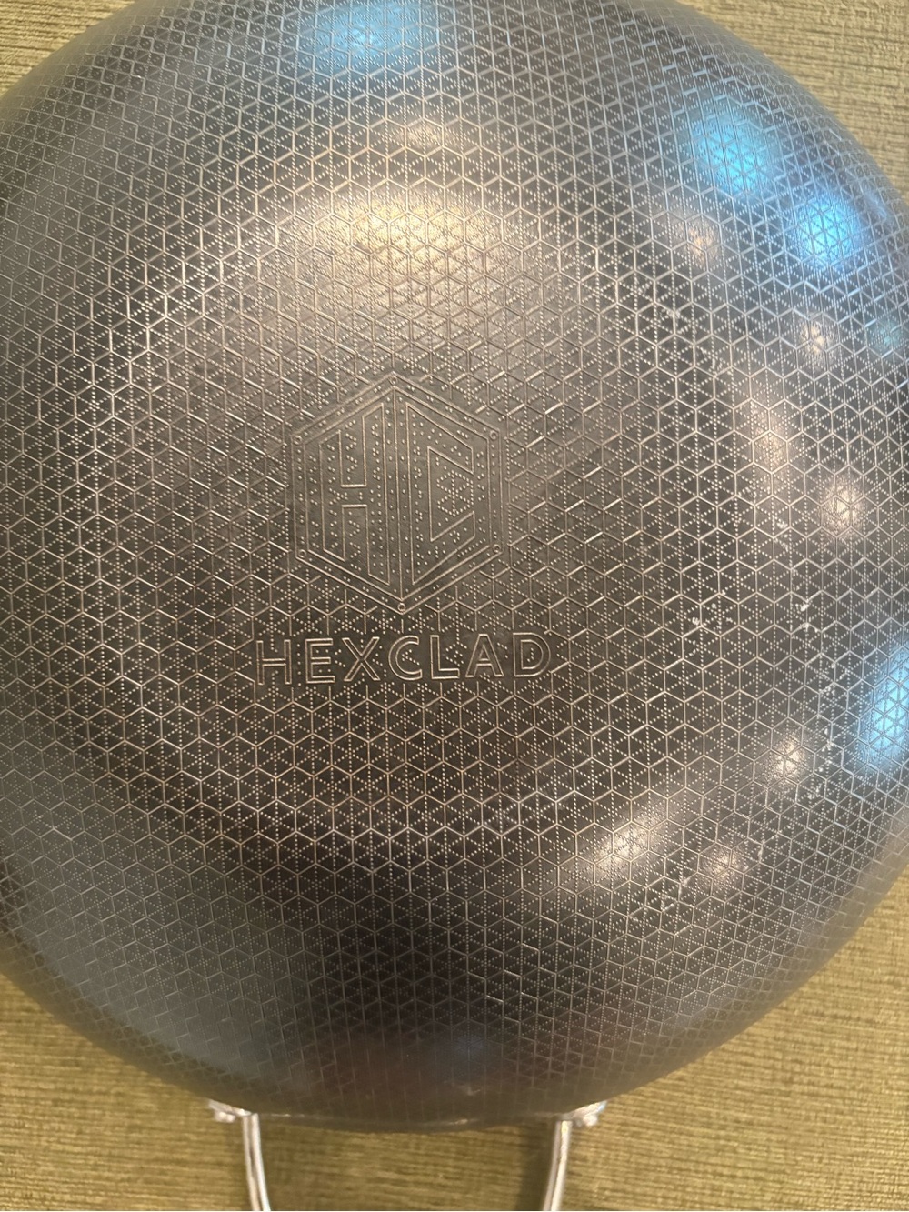 Hexclad 12” wok frying pan - Picture 5 of 5